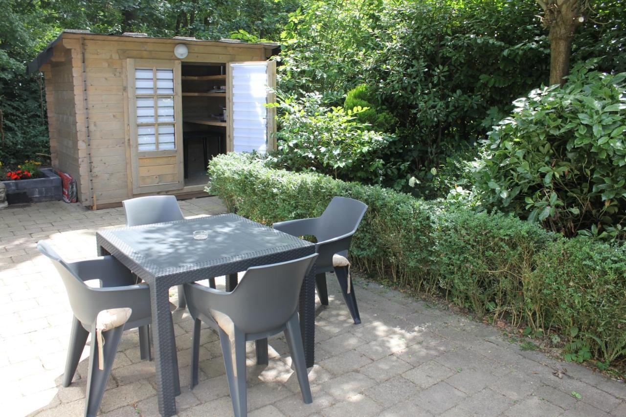 Sfeervolle Chalet Met Terras, H14 De Veldkamp, Epe, Voor 4 Personen Villa Dış mekan fotoğraf
