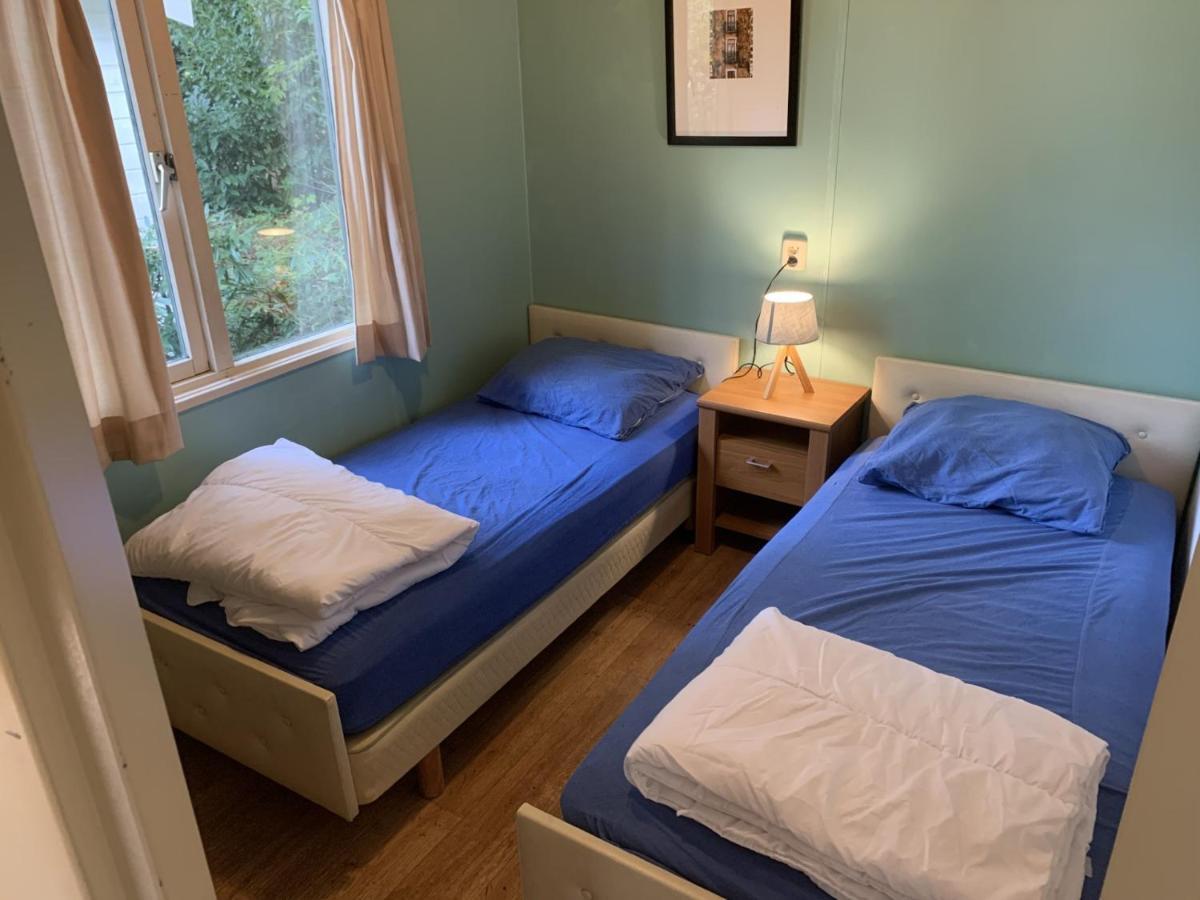 Sfeervolle Chalet Met Terras, H14 De Veldkamp, Epe, Voor 4 Personen Villa Dış mekan fotoğraf